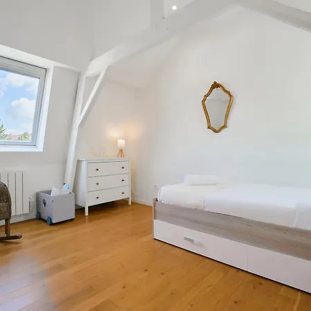 House With Terrace 2 Bedrooms In En Baroeul Marcq-en-Baroeul